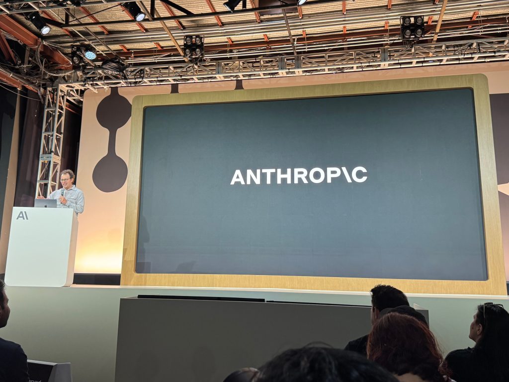 Anthropic发布Haiku 5.5：输入价格直降九成