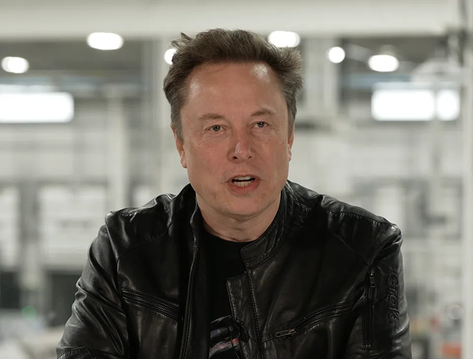 SpaceX与Apollo敲定400亿美元GPU融资方案